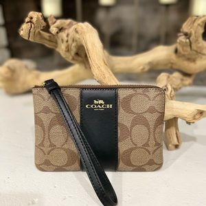 NWOT- Coach Wristlet: Authentic